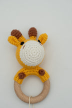 Hochet et anneau de dentition en crochet