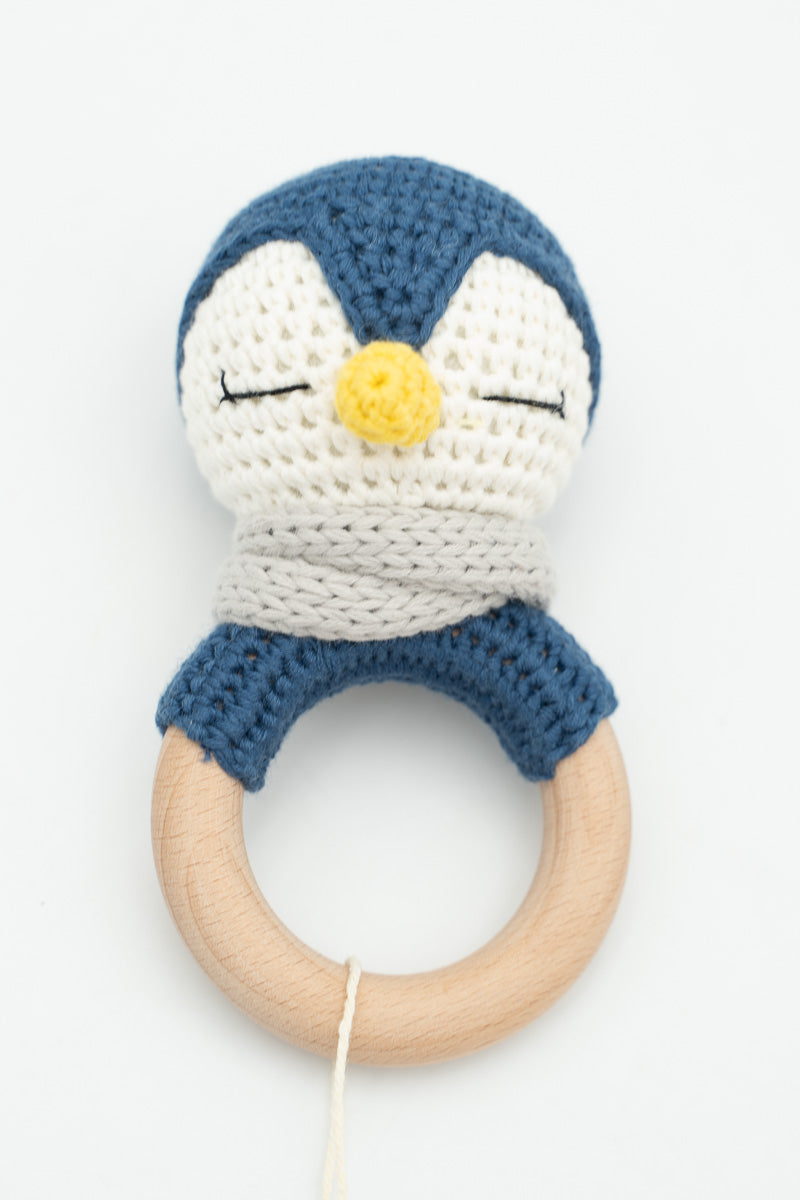 Hochet et anneau de dentition en crochet