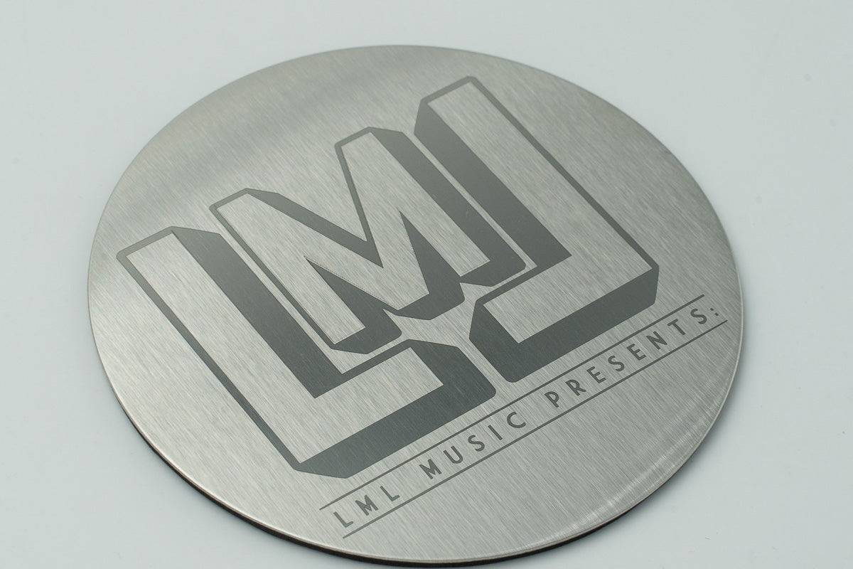 Sous-verres en acier gravés