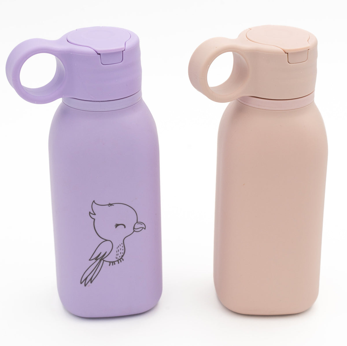 Dos de deux gourdes lilas et rose avec des dessins gravés