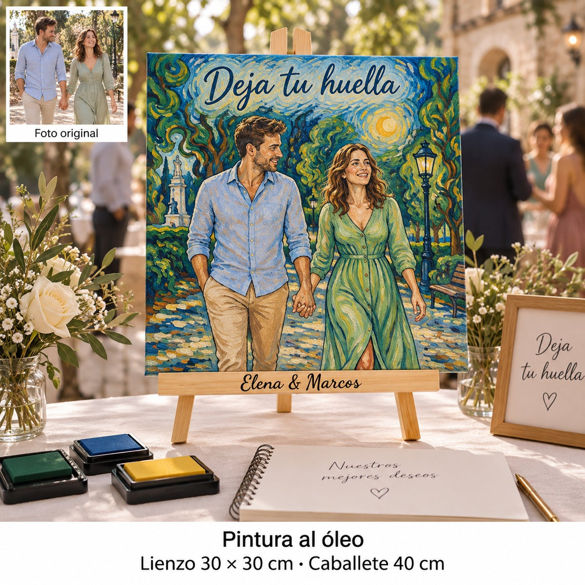Toile de mariage de 30 × 30 cm avec portrait façon peinture à l’huile et « Deja tu huella », près d’un arbre à empreintes et de tampons encreurs.