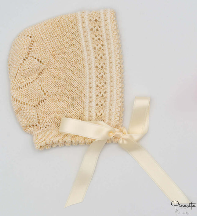 gorro_recien_nacido_blanco_y_beige_modelo_9