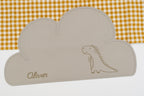 Set de table nuage gris avec le prénom Oliver et un dinosaure