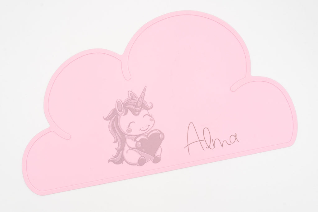 Set de table nuage rose avec le prénom Alma et une licorne