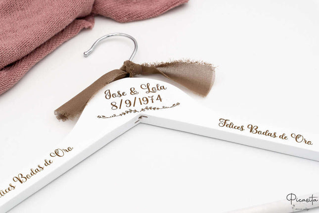 Percha Personalizada para Novios Blanco