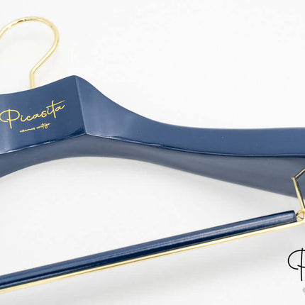 Perchas de Color para Boutique