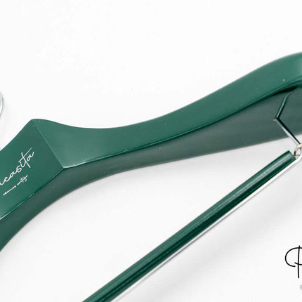 Perchas de Color para Boutique