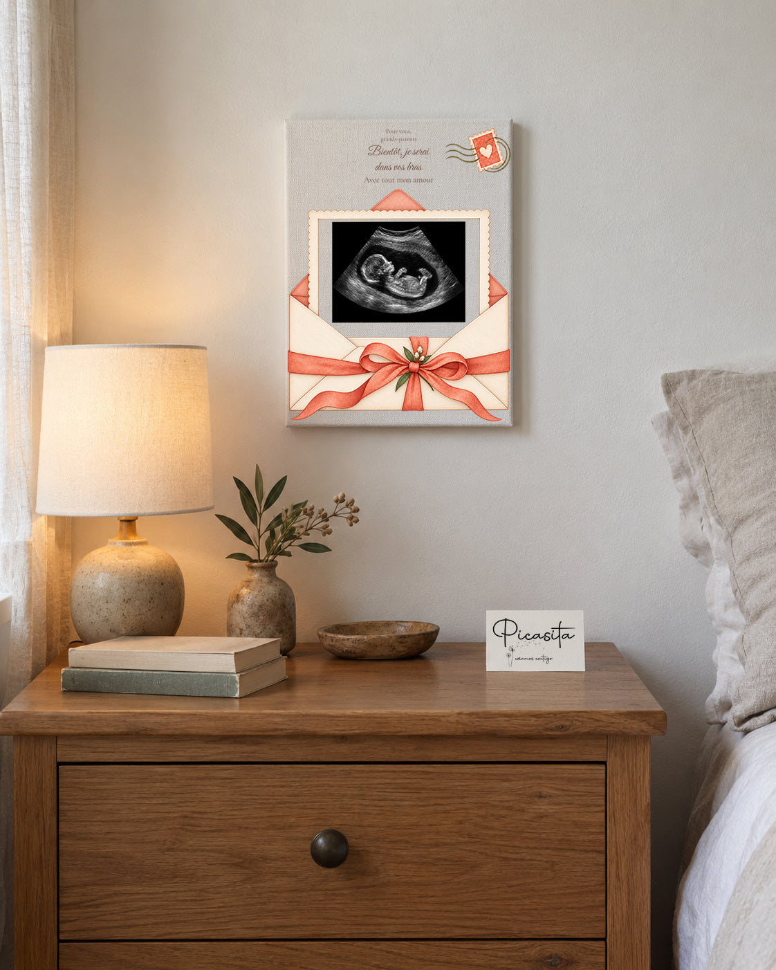 Aperçu simulé : Lettre de bébé  sur Toile, 15 × 20 cm, avec échographie synthétique illustrative. Présentation au mur.