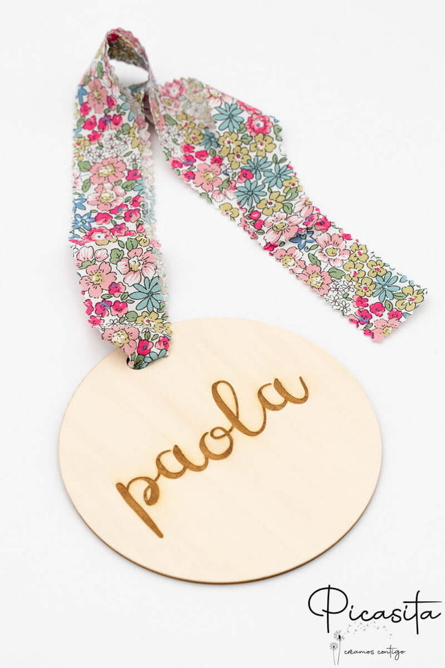 placa_de_madera_redonda_grabada