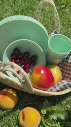 Panier de pique-nique pour sortir manger à la campagne