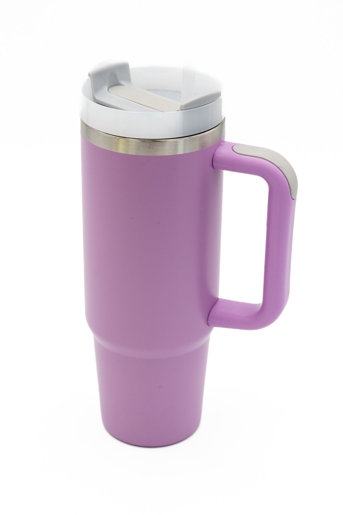 Mug isotherme lavande avec anse et couvercle en plastique transparent à fermeture grise