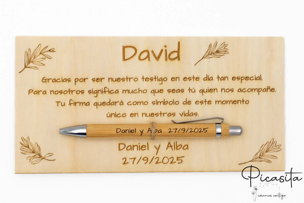 Plaque de remerciement gravée au laser pour le témoin David, avec un stylo en bambou